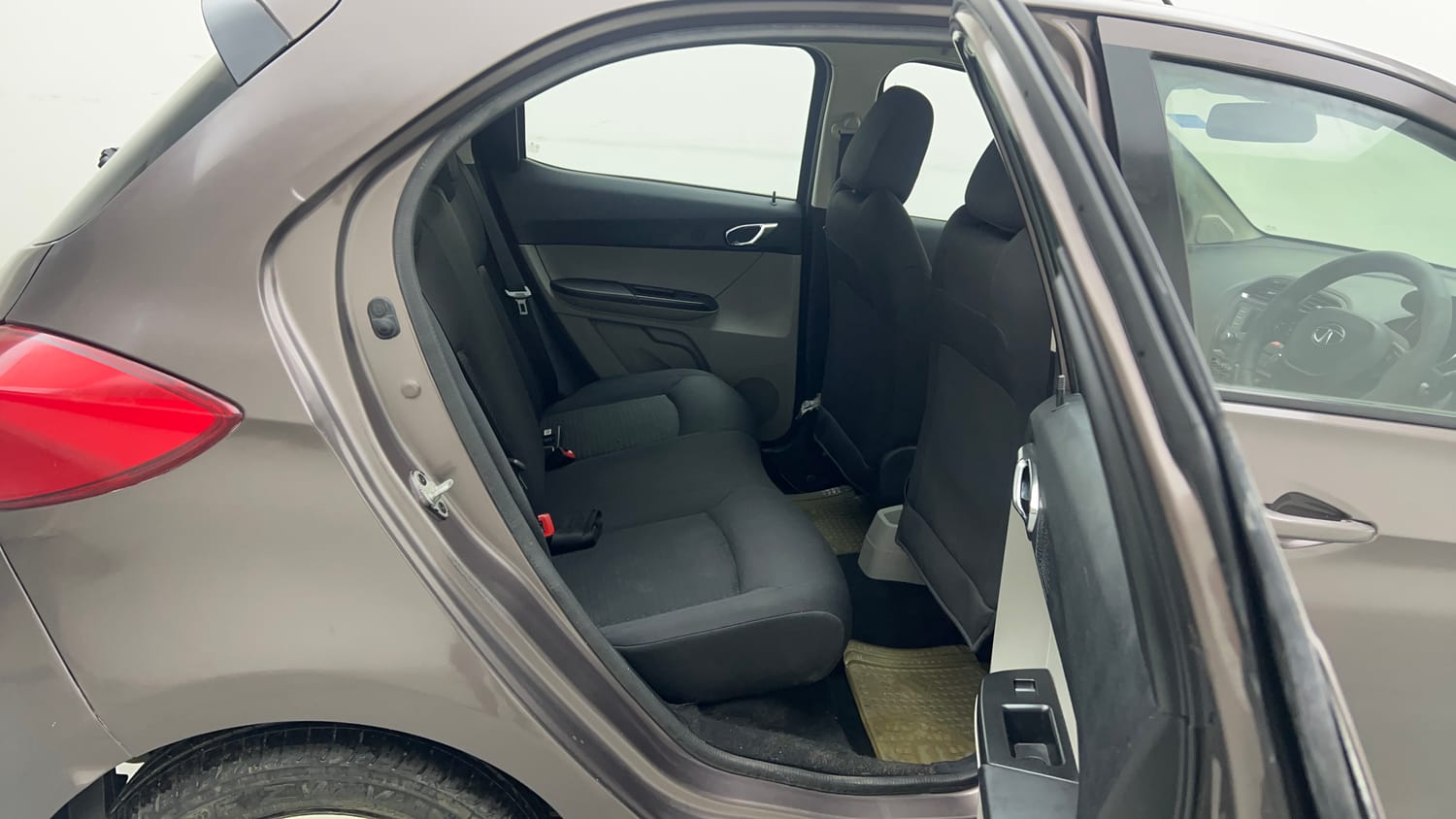 Used 2018 Tata Tiago XZ W/O Alloy Petrol + CNG(Outside Fitted) Cng Manual interior RIGHT SIDE REAR DOOR CABIN VIEW