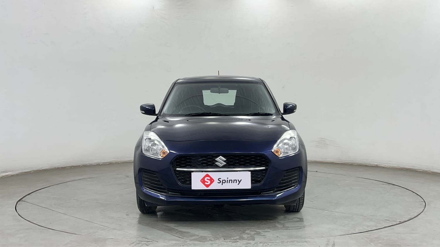 Used 2022 Maruti Suzuki Swift VXi AMT Petrol Automatic exterior FRONT VIEW
