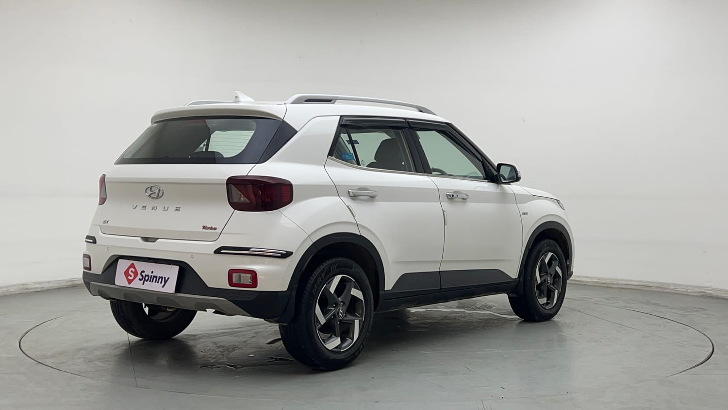 Used 2020 Hyundai Venue SX Plus 1.0 Turbo DCT Petrol Automatic exterior RIGHT REAR CORNER VIEW