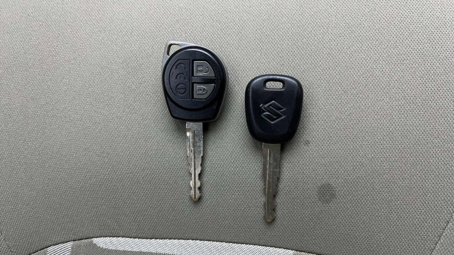 Used 2020 Maruti Suzuki Celerio ZXi (O) AMT Petrol Automatic extra CAR KEY VIEW