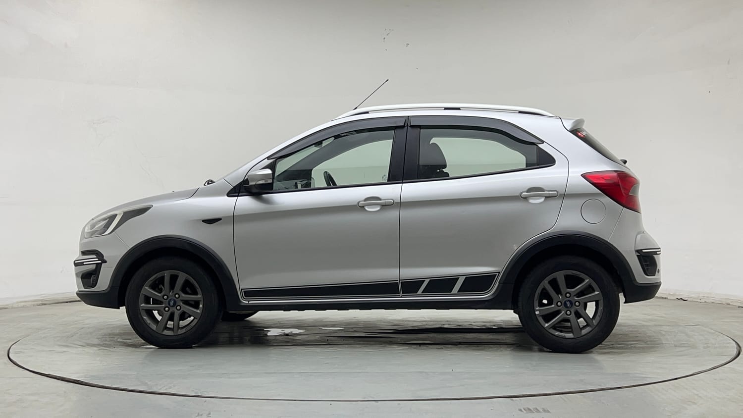 Used 2021 Ford Freestyle Titanium Plus 1.2 Ti-VCT Petrol Manual exterior LEFT SIDE VIEW