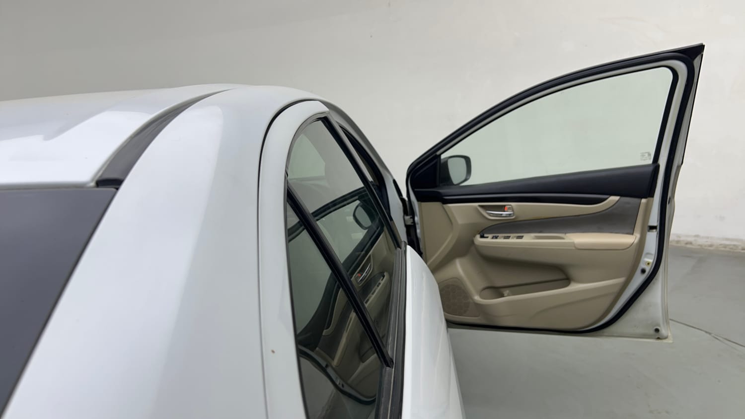 Used 2015 Maruti Suzuki Ciaz VXi+ Petrol Manual interior RIGHT FRONT DOOR OPEN VIEW
