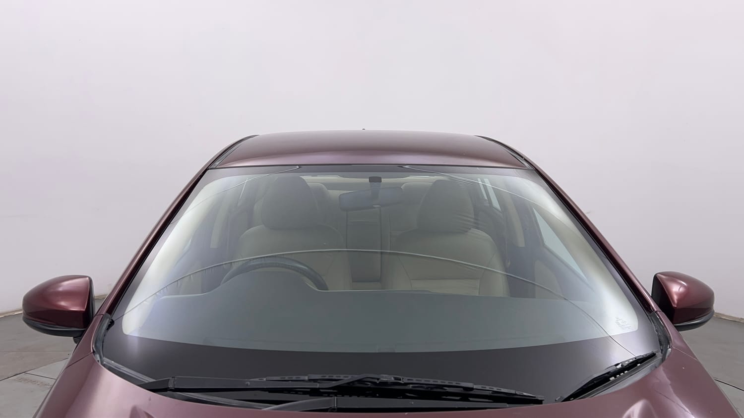 Used 2015 Honda City SV Petrol Manual exterior FRONT WINDSHIELD VIEW