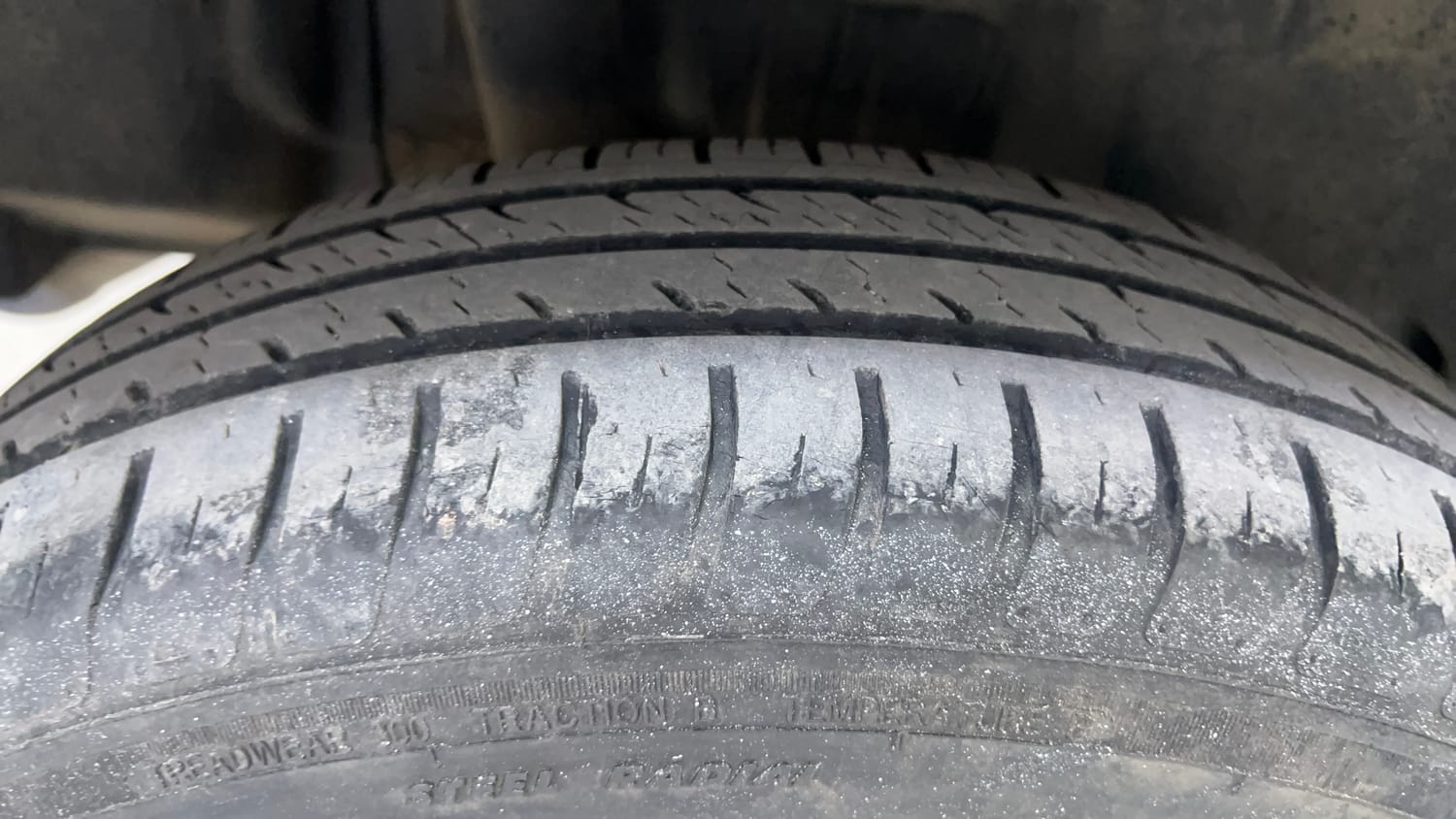 Used 2022 Maruti Suzuki Swift VXi AMT Petrol Automatic tyres RIGHT REAR TYRE TREAD VIEW
