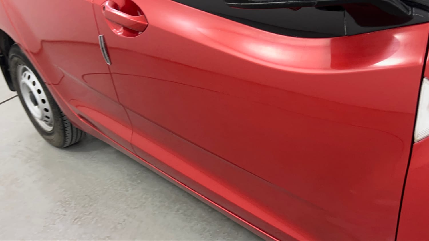Used 2020 Tata Altroz XE Petrol Petrol Manual dents MINOR SCRATCH