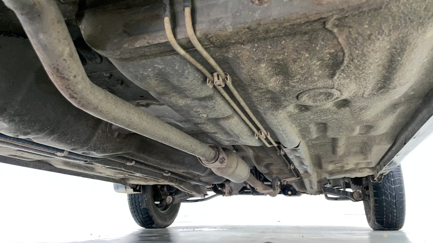 Used 2016 Maruti Suzuki Alto 800 Lxi Petrol Manual extra REAR RIGHT UNDERBODY VIEW