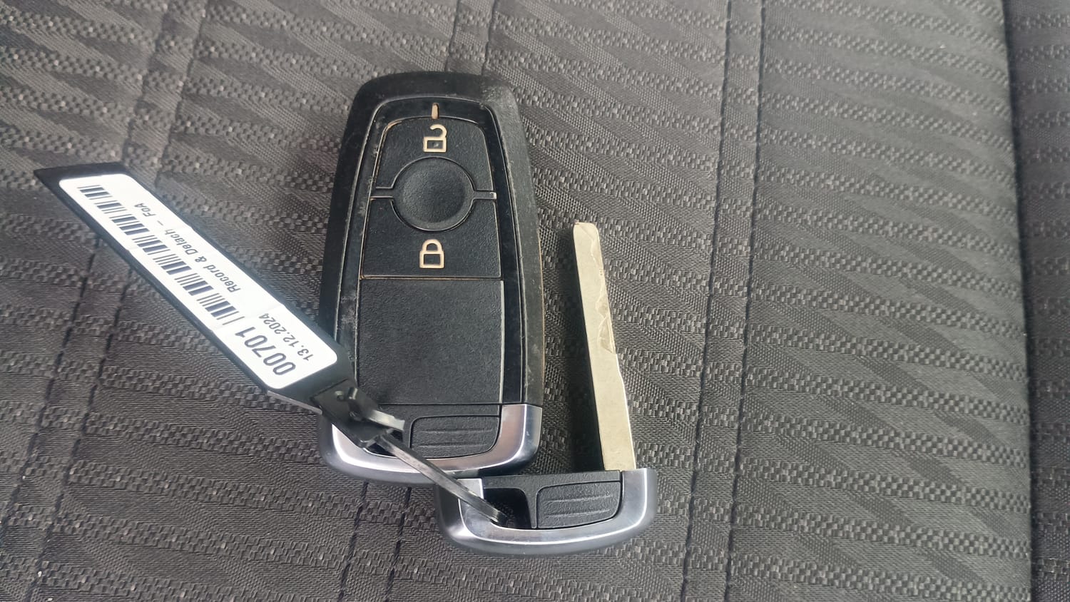 Used 2018 Ford EcoSport Titanium 1.5L TDCi Diesel Manual extra CAR KEY VIEW