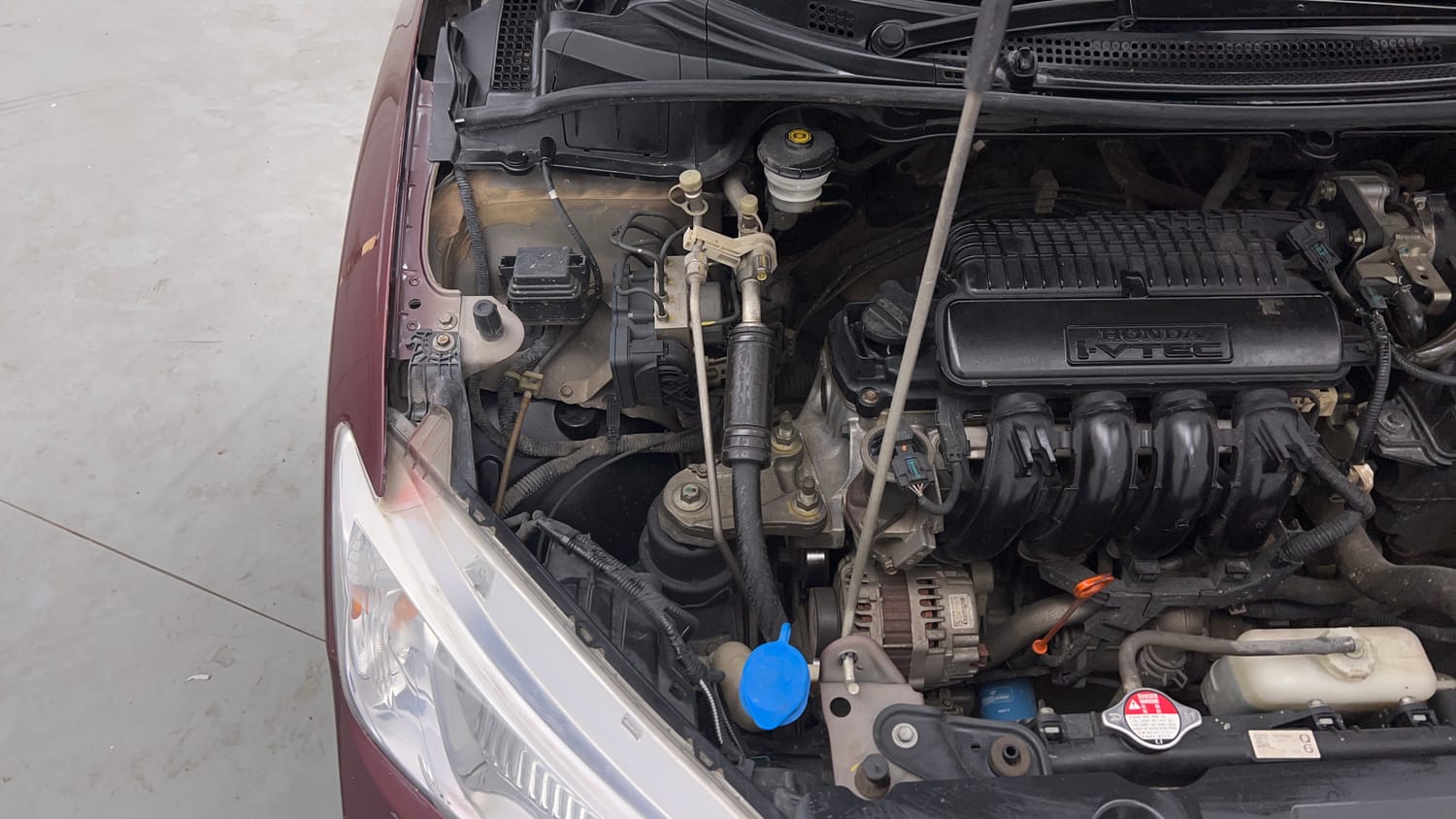 Used 2015 Honda City SV Petrol Manual engine ENGINE RIGHT SIDE VIEW