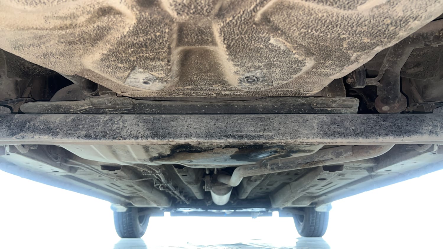 Used 2023 Tata Punch Camo Adventure Rhythm AMT Petrol Automatic extra REAR UNDERBODY VIEW (TAKEN FROM REAR)