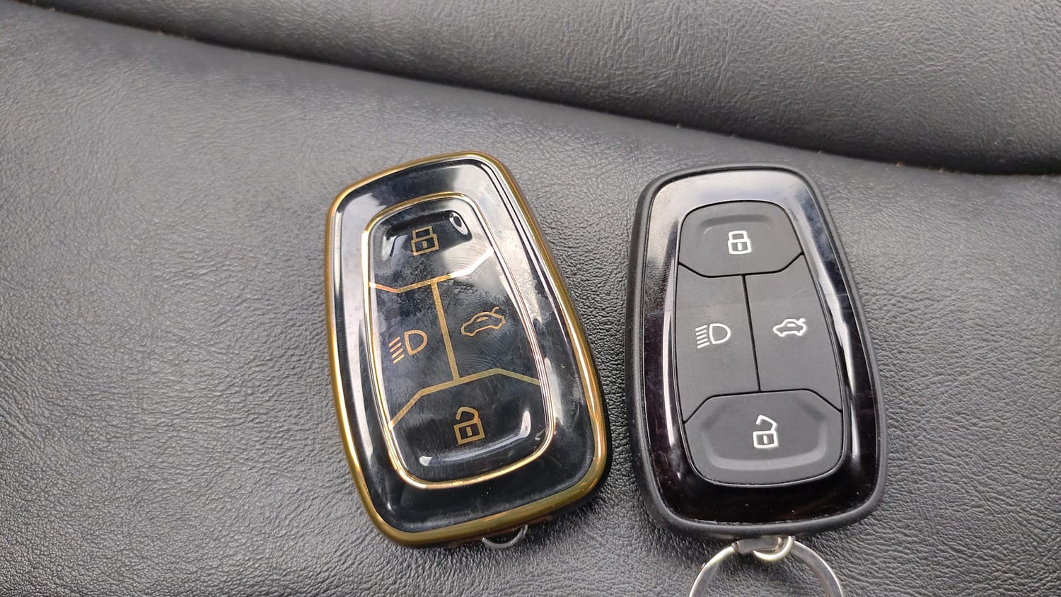 Used 2023 Tata Nexon Creative Plus S 1.2 Revotron Petrol 7DCA Petrol Automatic extra CAR KEY VIEW