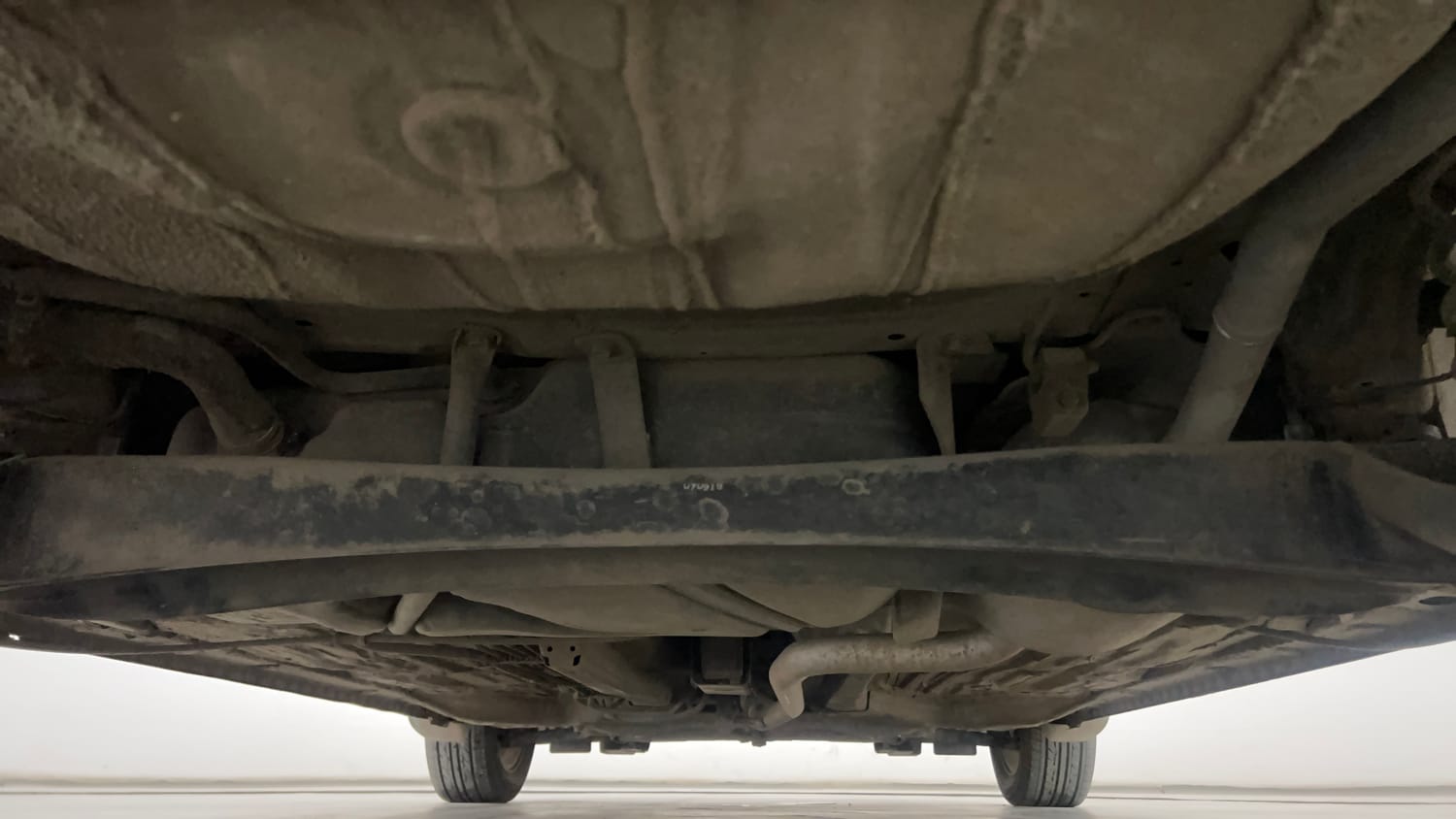 Used 2019 Honda Amaze 1.2 V CVT Petrol Petrol Automatic extra REAR UNDERBODY VIEW (TAKEN FROM REAR)