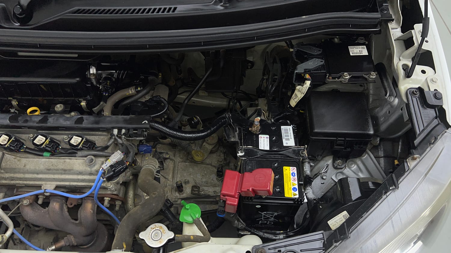 Used 2021 Maruti Suzuki Wagon R 1.0 LXi 1.0 Petrol Manual engine ENGINE LEFT SIDE VIEW