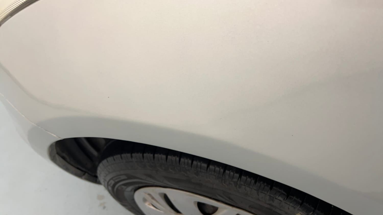Used 2015 Maruti Suzuki Swift VXi Petrol Manual dents MINOR SCRATCH