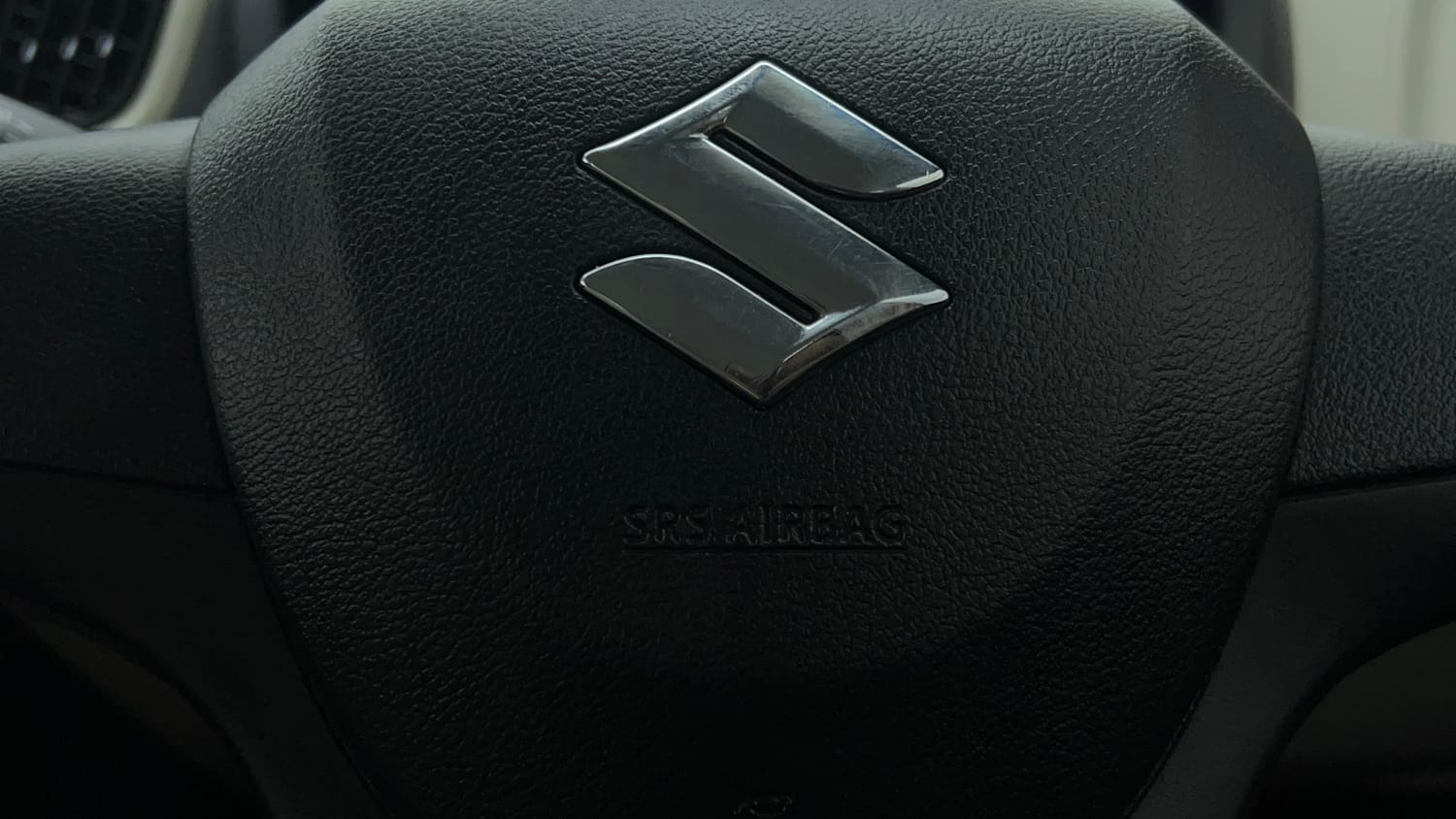 Used 2021 Maruti Suzuki Wagon R 1.0 LXi 1.0 Petrol Manual top_features Airbags