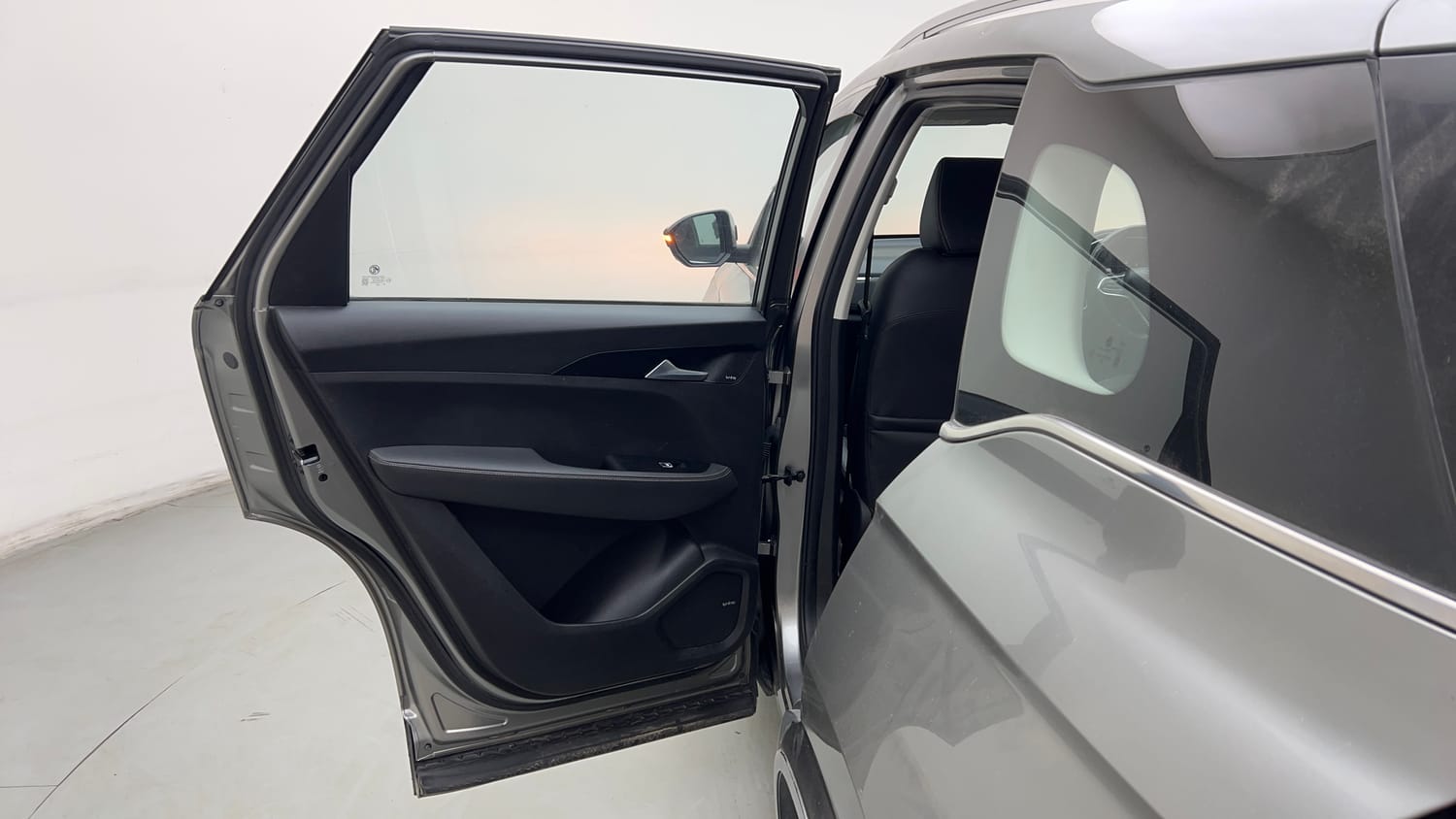 Used 2019 MG Motors Hector Sharp 1.5 DCT Petrol Petrol Automatic interior LEFT REAR DOOR OPEN VIEW