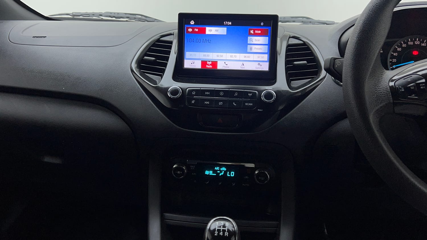 Used 2021 Ford Freestyle Titanium Plus 1.2 Ti-VCT Petrol Manual interior MUSIC SYSTEM & AC CONTROL VIEW