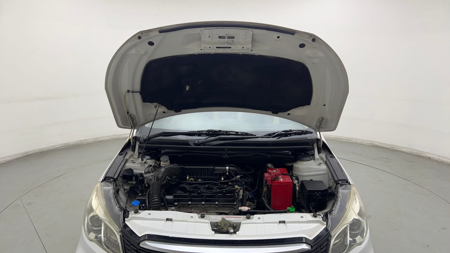 Used 2020 Maruti Suzuki Ciaz Delta 1.5 Petrol Manual engine ENGINE & BONNET OPEN FRONT VIEW