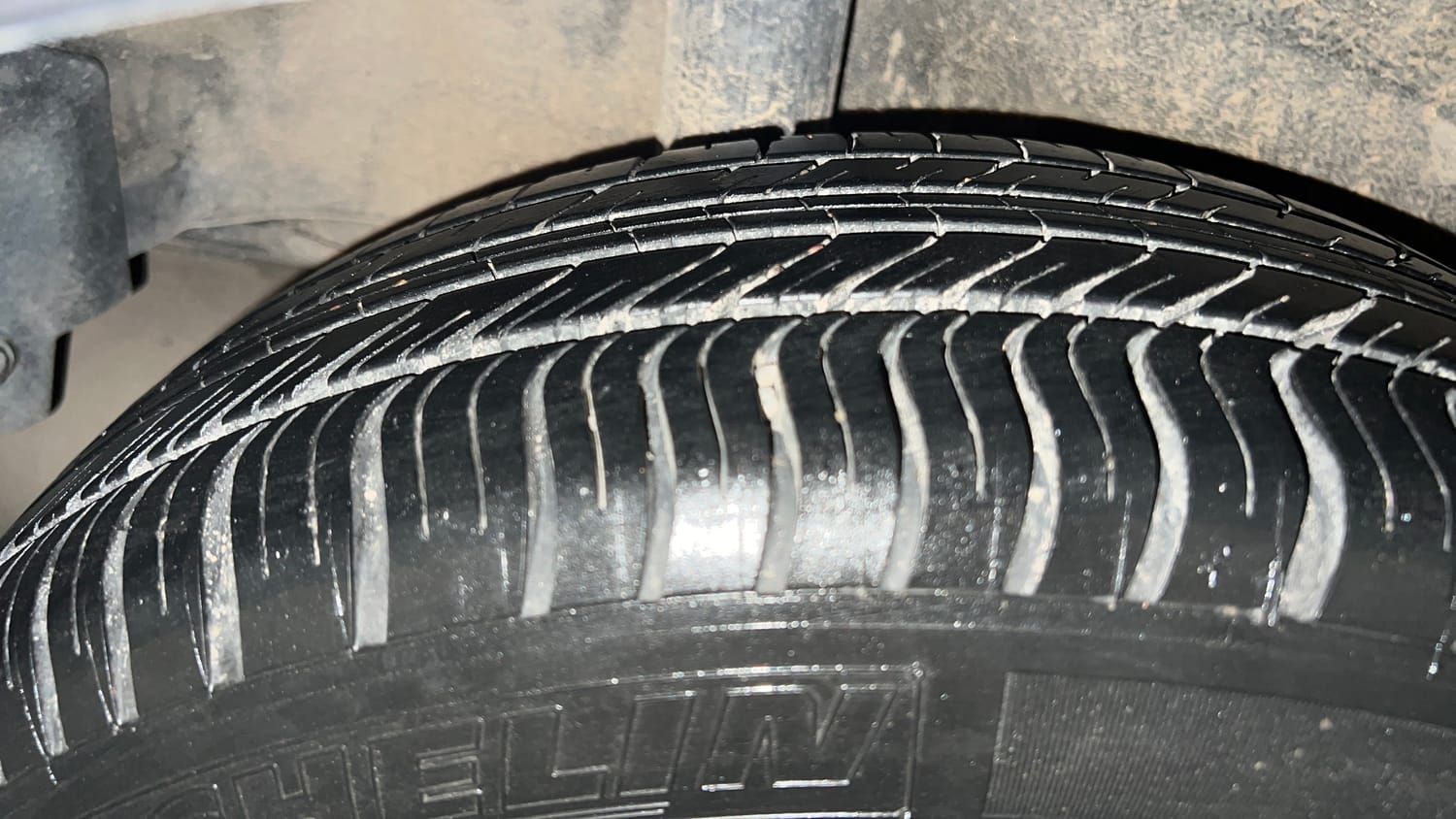 Used 2015 Honda City VX Petrol Manual tyres RIGHT REAR TYRE TREAD VIEW