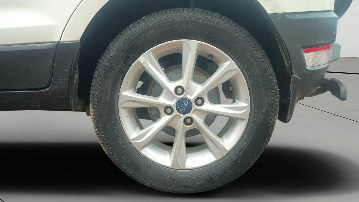 Used 2018 Ford EcoSport Titanium 1.5L TDCi Diesel Manual tyres LEFT REAR TYRE RIM VIEW