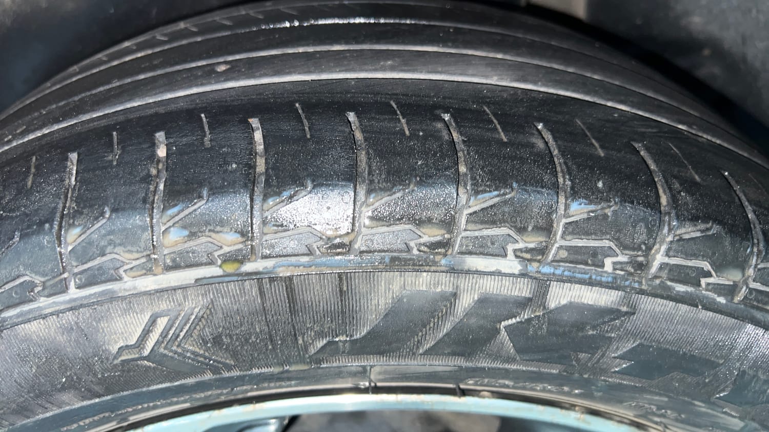Used 2018 Hyundai Creta SX 1.6 AT CRDi Diesel Automatic tyres LEFT REAR TYRE TREAD VIEW