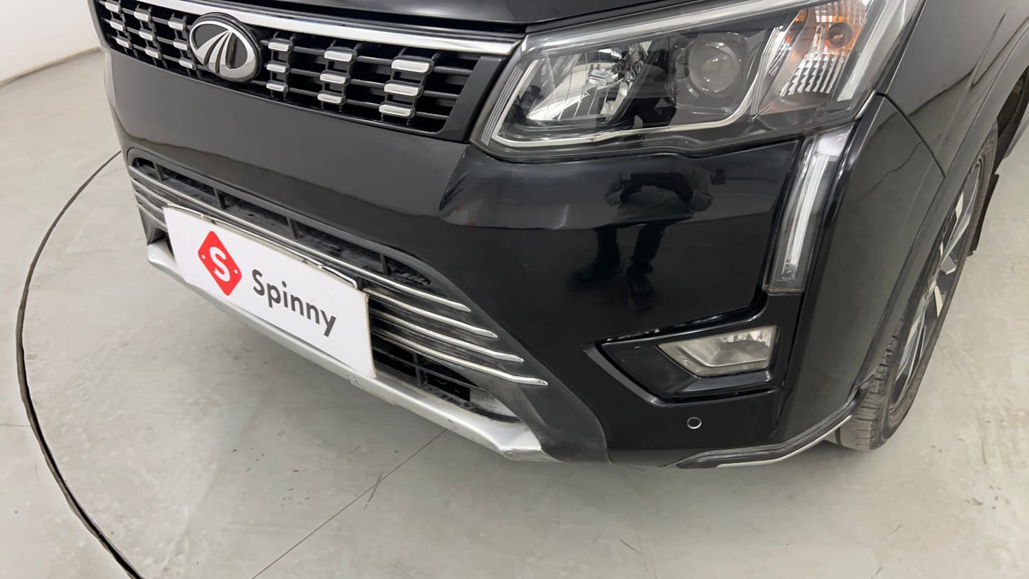 Used 2022 Mahindra XUV 300 W8 (O) 1.2 Petrol Petrol Manual dents MINOR SCRATCH