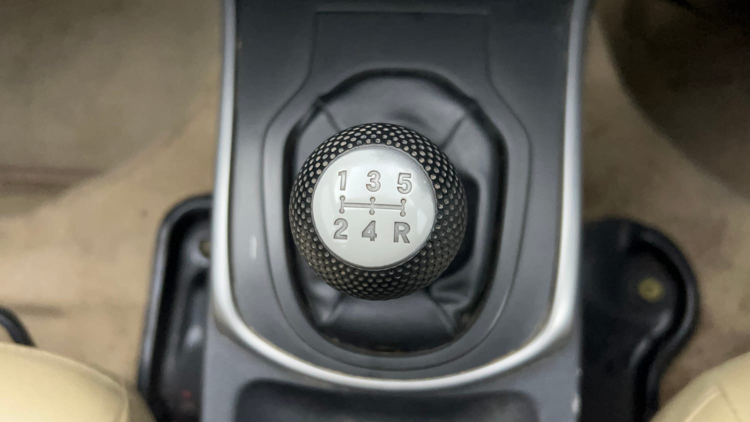 Used 2015 Honda City SV Petrol Manual interior GEAR  KNOB VIEW