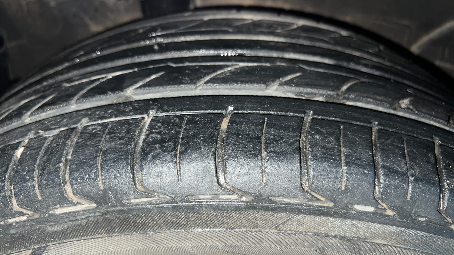 Used 2023 Hyundai i20 N Line N8 1.0 Turbo DCT Petrol Automatic tyres RIGHT REAR TYRE TREAD VIEW