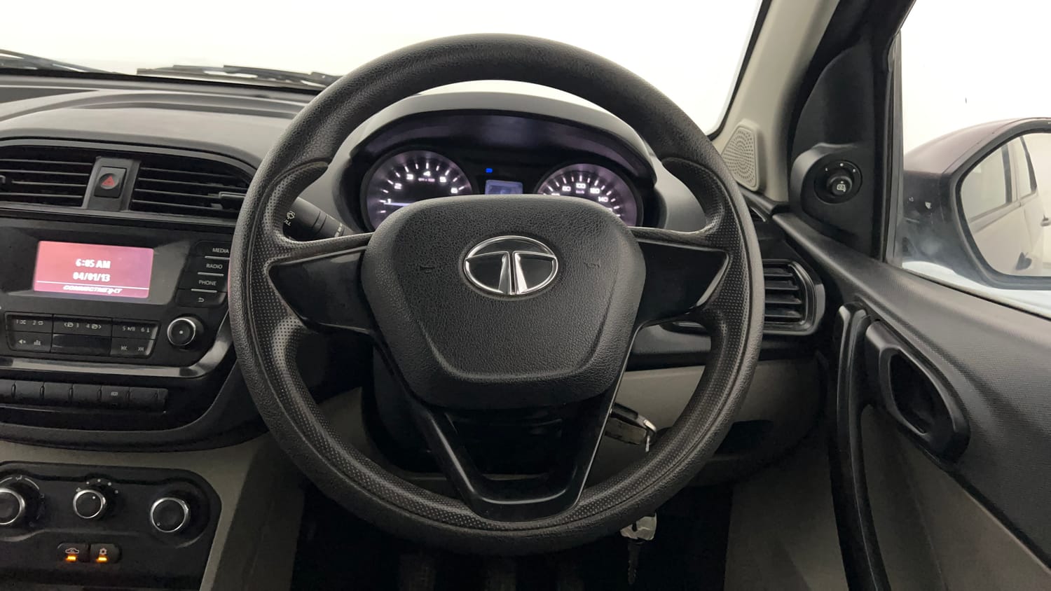 Used 2019 Tata Tiago Revotron XT Petrol Manual interior STEERING VIEW