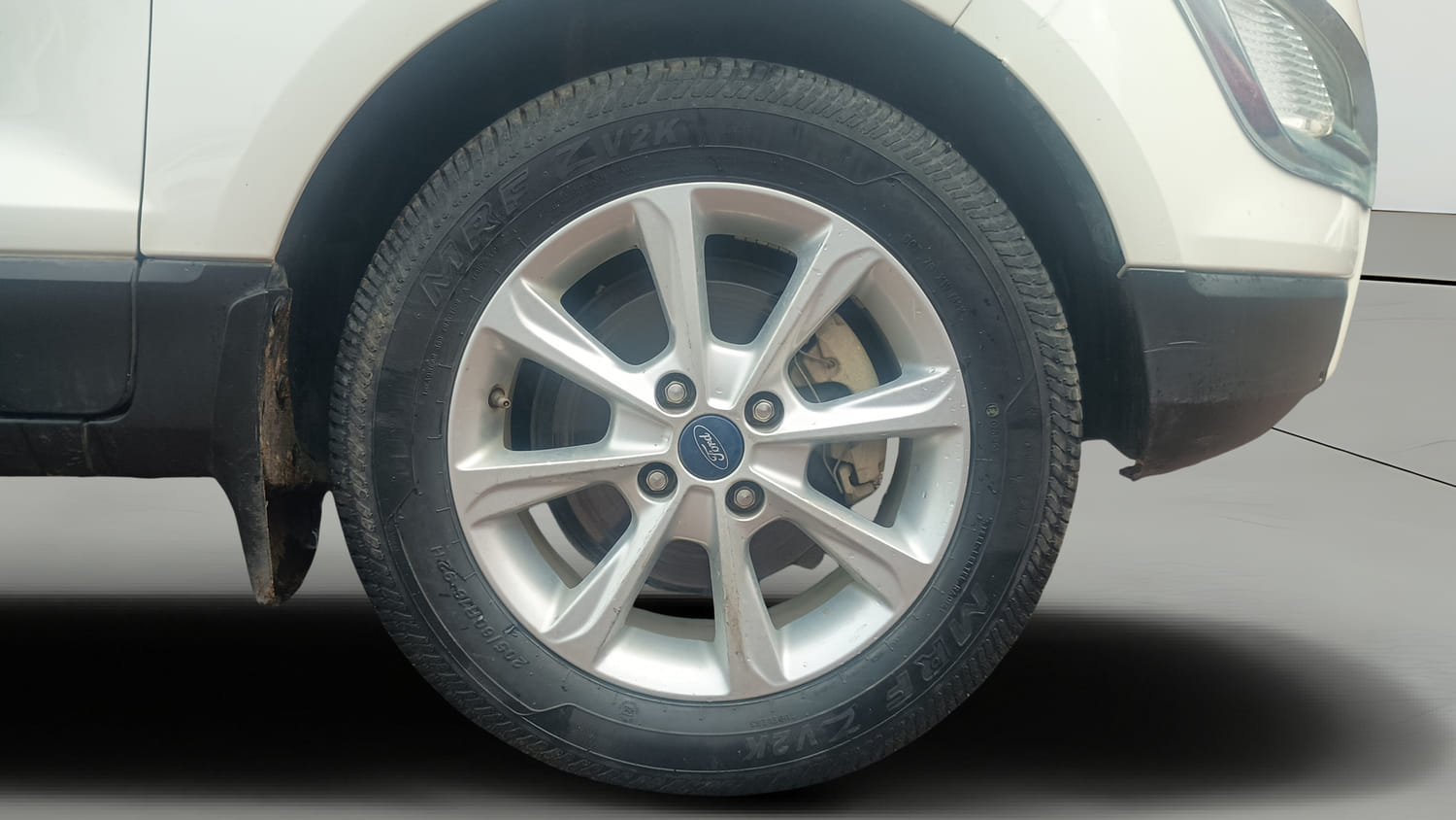 Used 2018 Ford EcoSport Titanium 1.5L TDCi Diesel Manual tyres RIGHT FRONT TYRE RIM VIEW