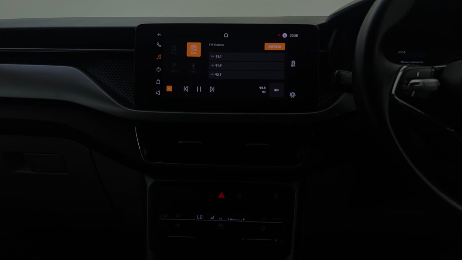 Used 2024 Skoda Kushaq Ambition 1.0L TSI MT Petrol Manual interior MUSIC SYSTEM & AC CONTROL VIEW