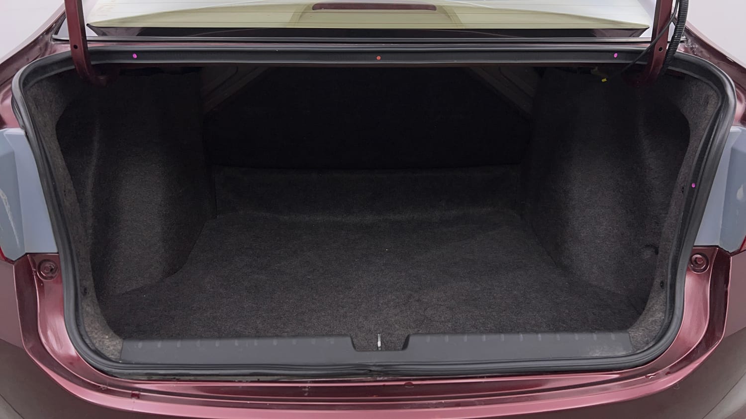 Used 2015 Honda City SV Petrol Manual interior DICKY INSIDE VIEW