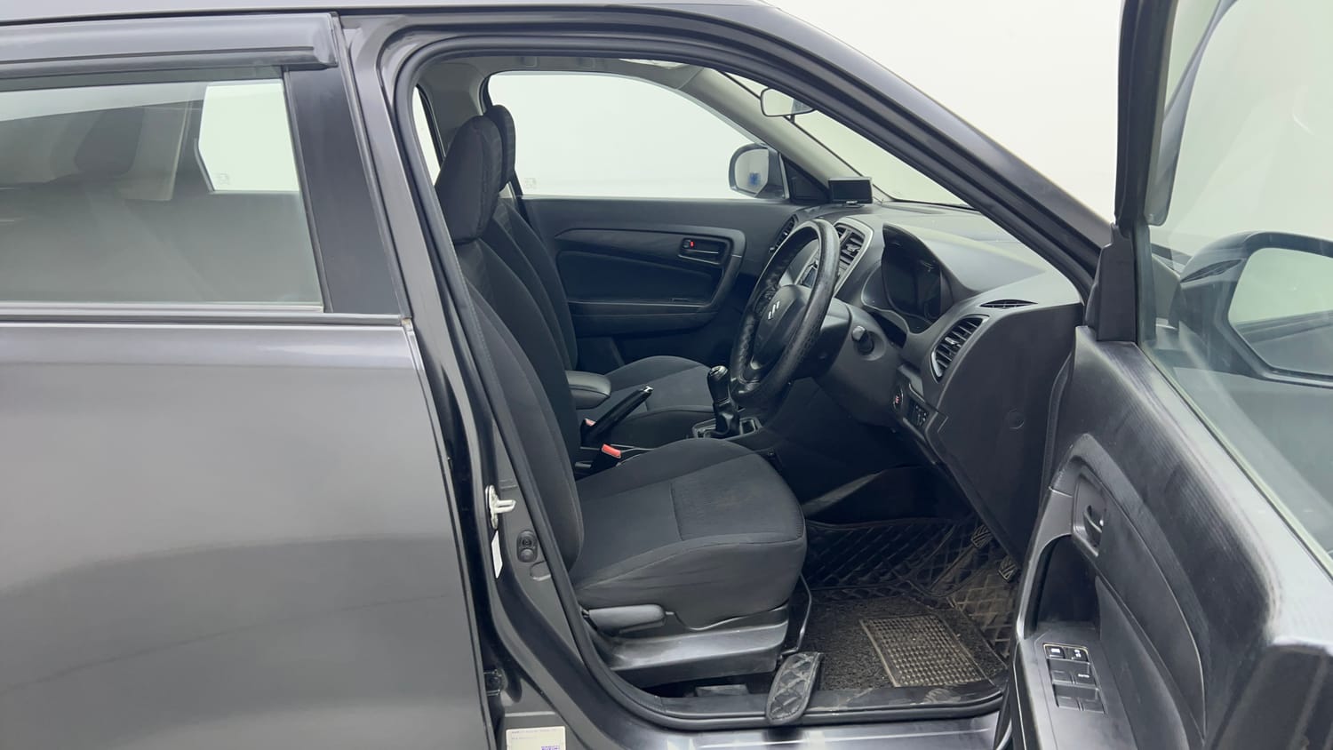 Used 2021 maruti-suzuki Vitara Brezza VXi Petrol Manual interior RIGHT SIDE FRONT DOOR CABIN VIEW