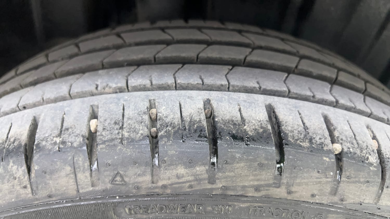 Used 2023 Maruti Suzuki Baleno Zeta AGS Petrol Automatic tyres RIGHT REAR TYRE TREAD VIEW