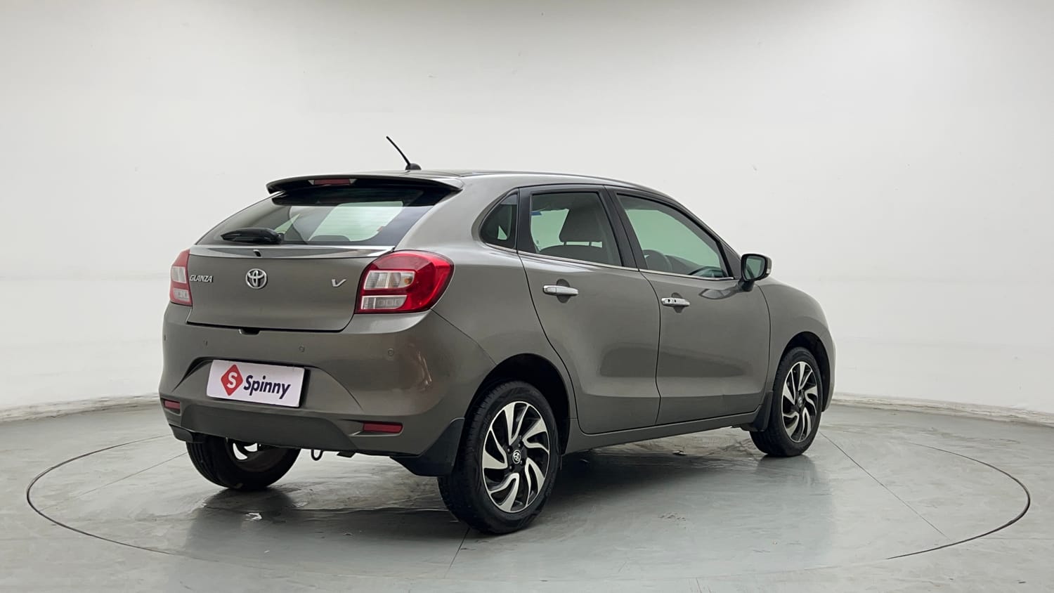Used 2020 Toyota Glanza V Petrol Manual exterior RIGHT REAR CORNER VIEW