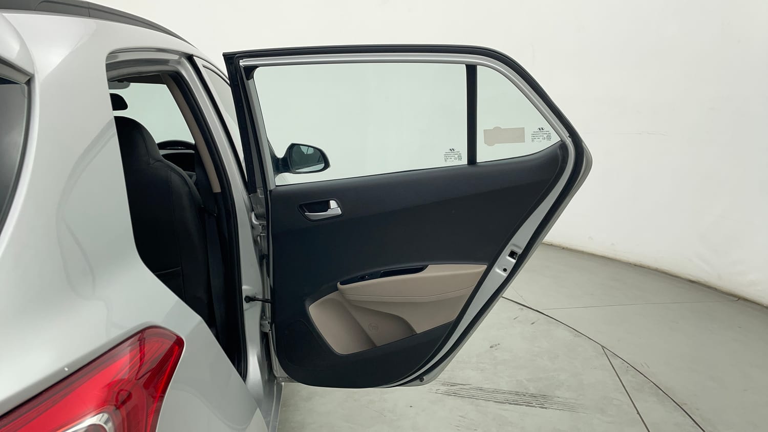 Used 2016 Hyundai Grand i10 Asta 1.2 Kappa VTVT Petrol Manual interior RIGHT REAR DOOR OPEN VIEW
