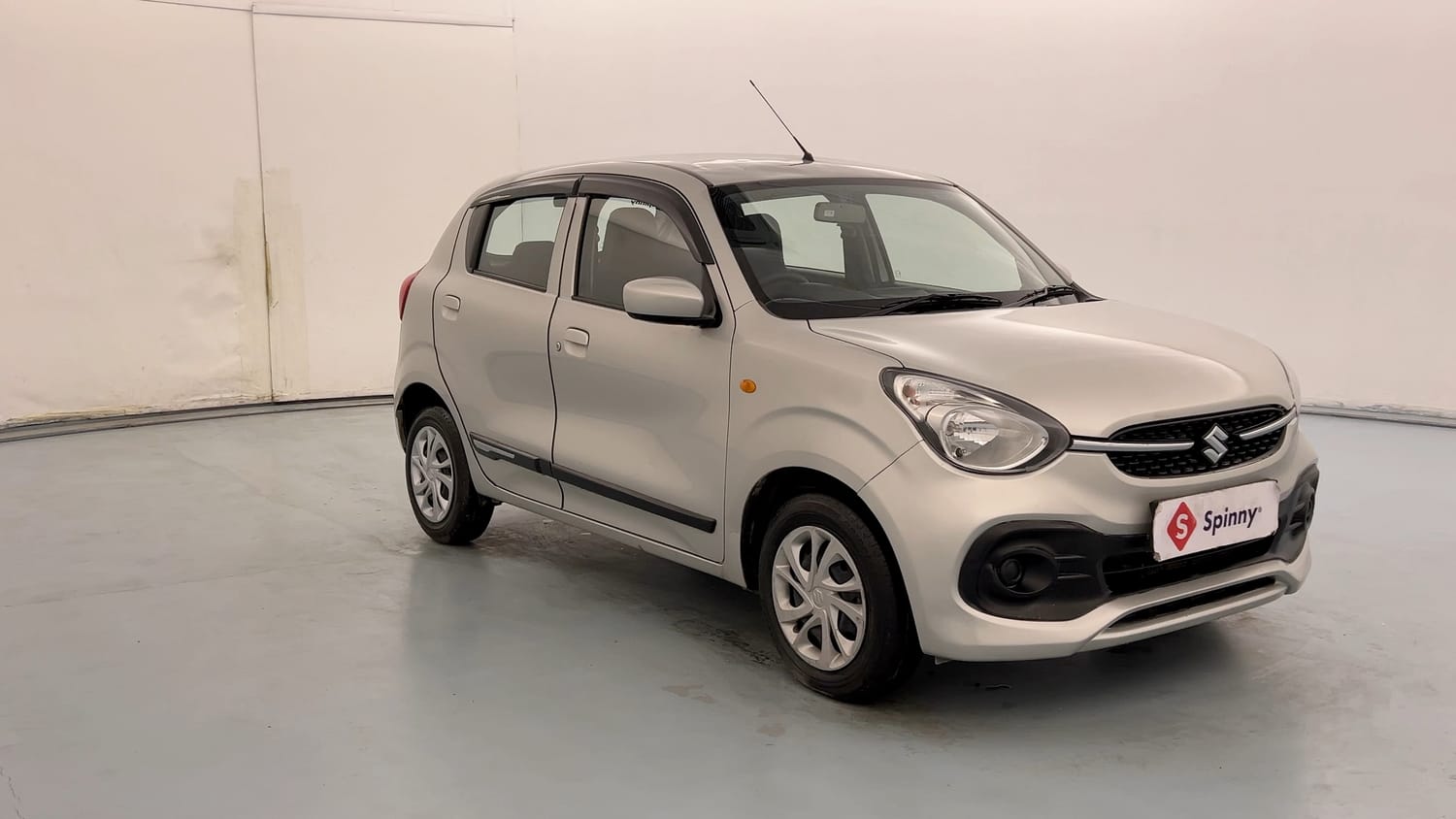 Used 2024 Maruti Suzuki Celerio VXi Petrol Manual exterior RIGHT FRONT CORNER VIEW