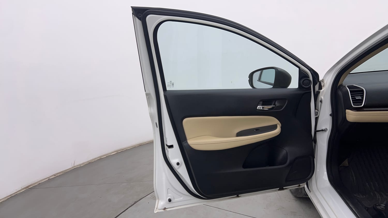 Used 2024 Honda City ZX Petrol CVT Petrol Automatic interior LEFT FRONT DOOR OPEN VIEW
