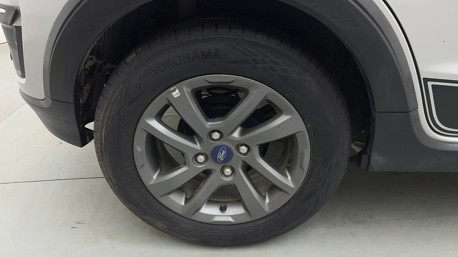 Used 2021 Ford Freestyle Titanium Plus 1.2 Ti-VCT Petrol Manual tyres RIGHT REAR TYRE RIM VIEW