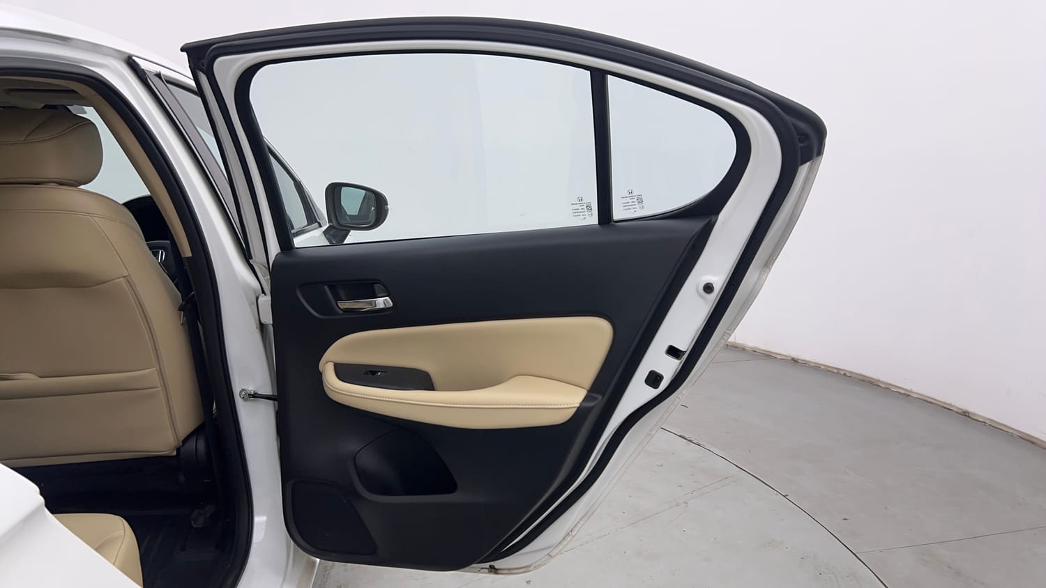 Used 2024 Honda City ZX Petrol CVT Petrol Automatic interior RIGHT REAR DOOR OPEN VIEW