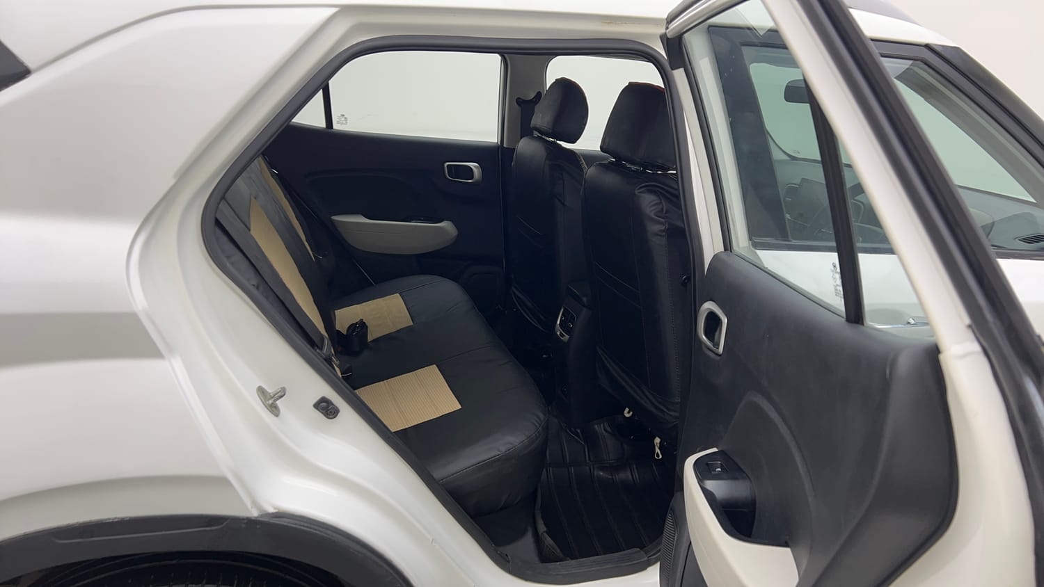 Used 2022 Hyundai Venue S (O) 1.2 Petrol Cng Manual interior RIGHT SIDE REAR DOOR CABIN VIEW