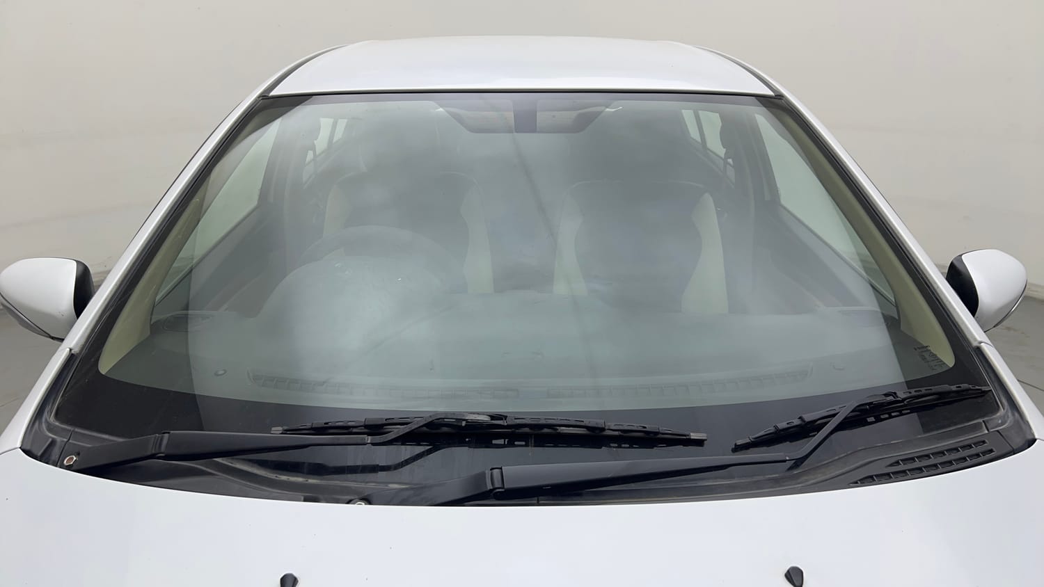 Used 2020 Maruti Suzuki Ciaz Delta 1.5 Petrol Manual exterior FRONT WINDSHIELD VIEW