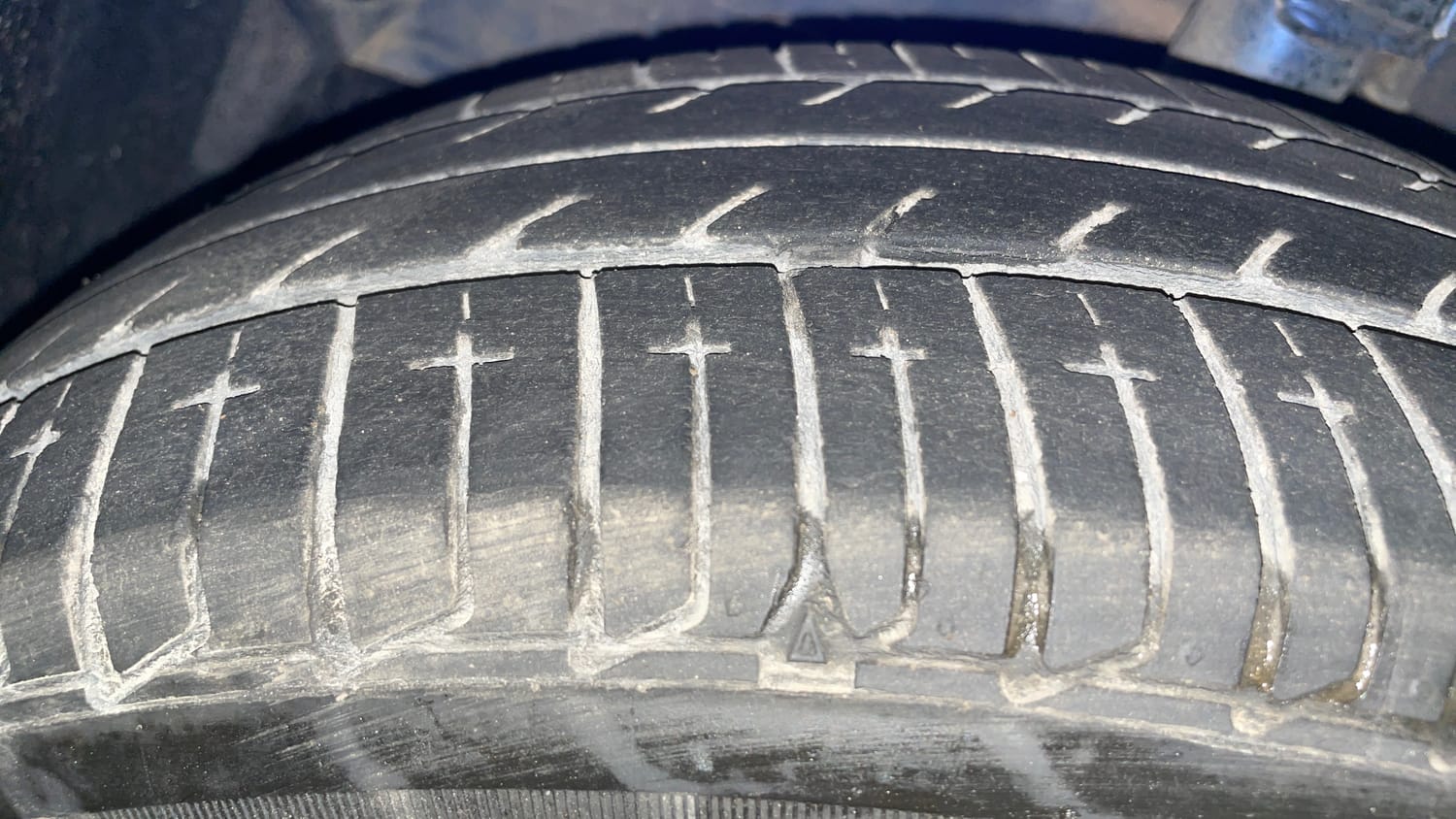 Used 2015 Hyundai Xcent SX 1.2 (O) Petrol Manual tyres LEFT FRONT TYRE TREAD VIEW