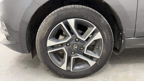 Used 2021 Tata Tiago XZA Plus Petrol Automatic tyres LEFT FRONT TYRE RIM VIEW