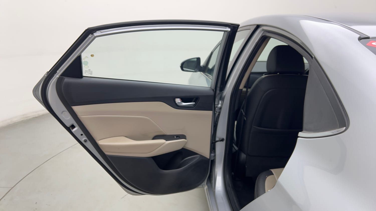 Used 2019 Hyundai Verna SX (O) 1.6 VTVT AT Petrol Automatic interior LEFT REAR DOOR OPEN VIEW