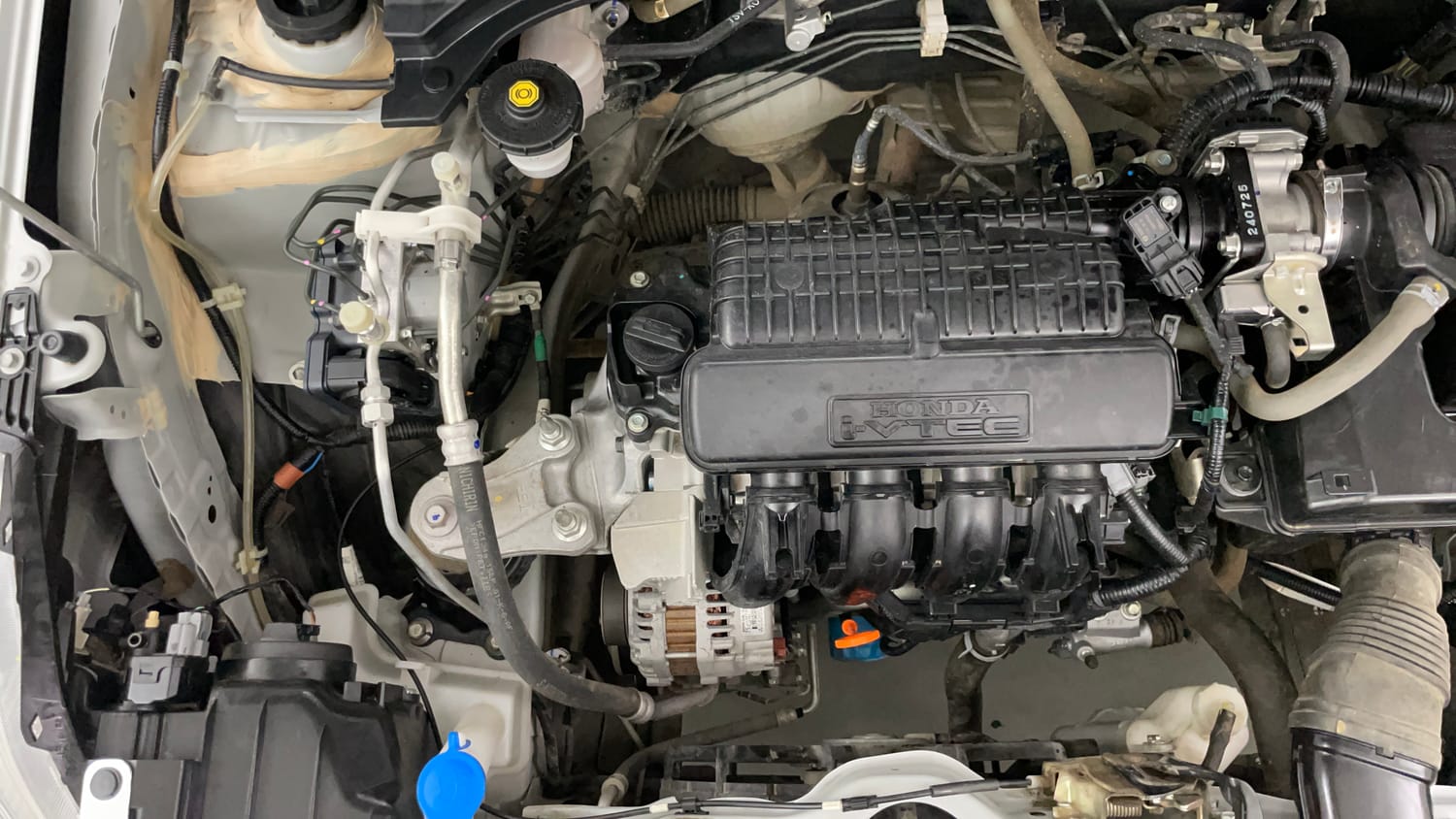 Used 2024 Honda Amaze S 1.2 Petrol MT Petrol Manual engine ENGINE RIGHT SIDE VIEW