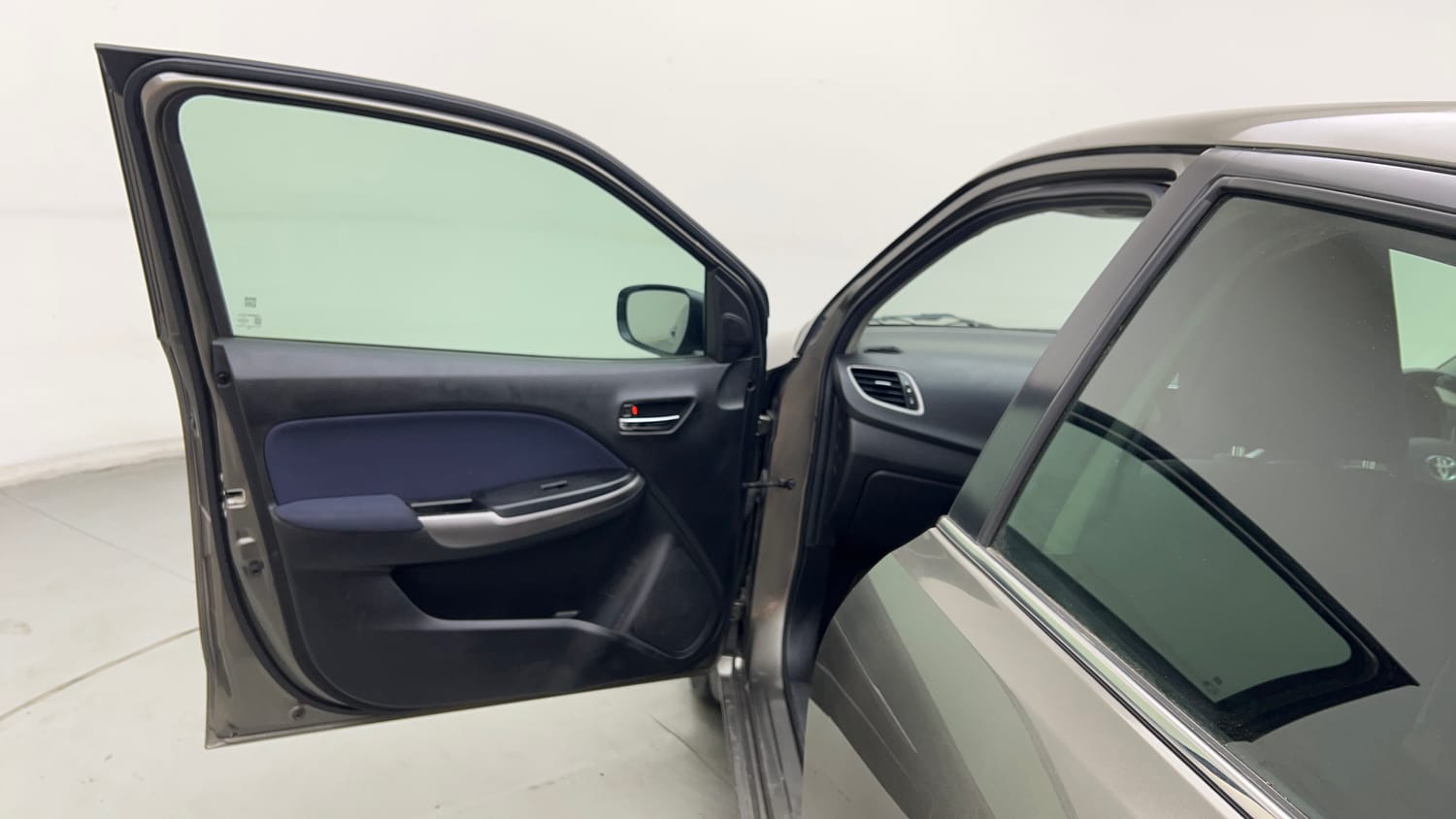 Used 2020 Toyota Glanza V Petrol Manual interior LEFT FRONT DOOR OPEN VIEW
