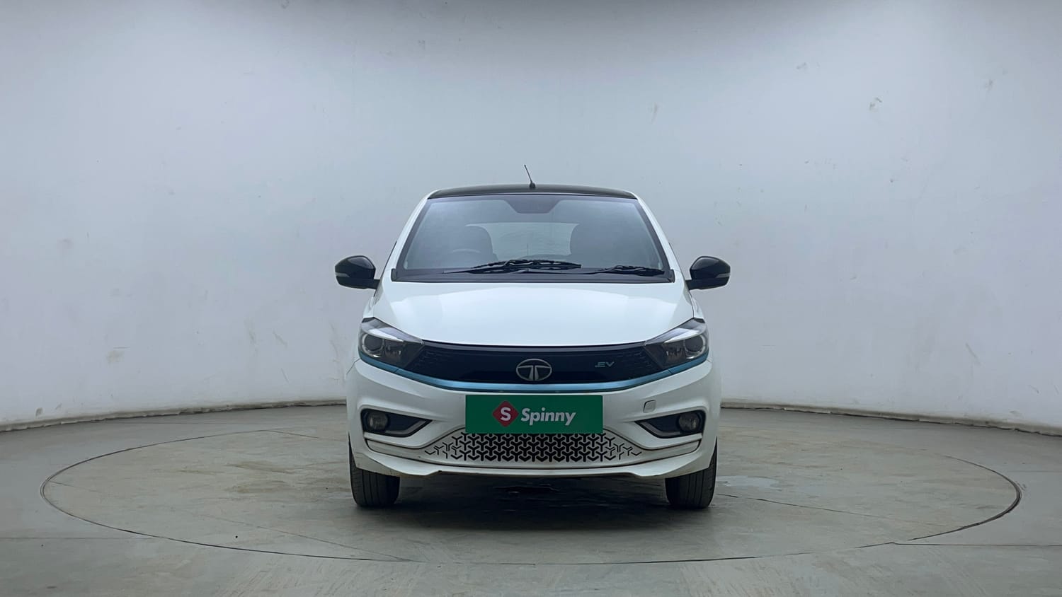 Used 2023 Tata Tiago EV XZ Plus Tech LUX Long Range Electric Automatic exterior FRONT VIEW