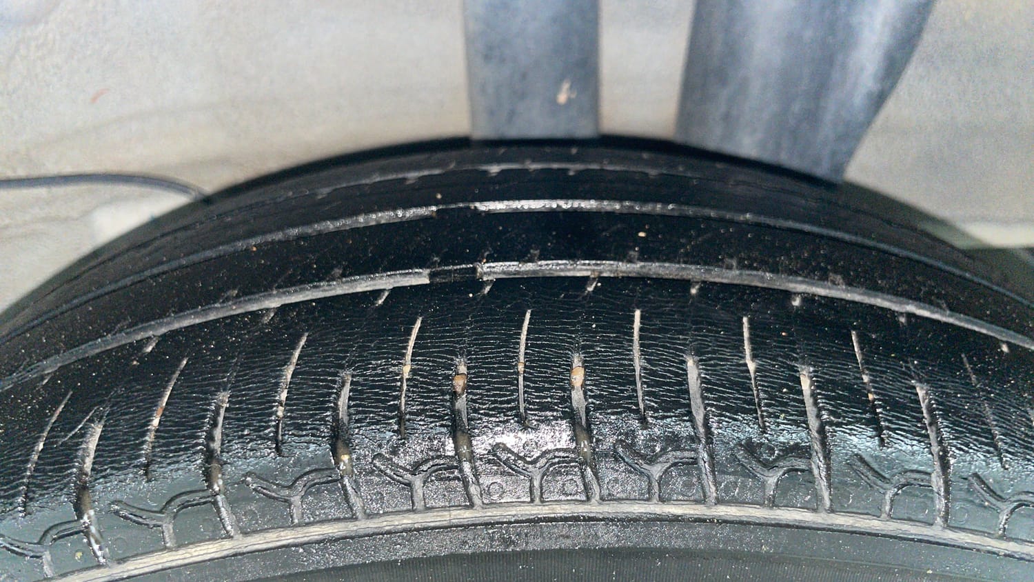 Used 2021 Hyundai Santro Sportz AMT Petrol Automatic tyres LEFT REAR TYRE TREAD VIEW