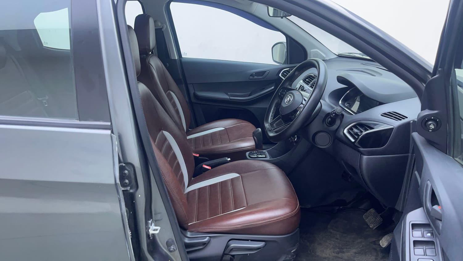 Used 2023 Tata Tiago NRG XZ AMT Petrol Automatic interior RIGHT SIDE FRONT DOOR CABIN VIEW