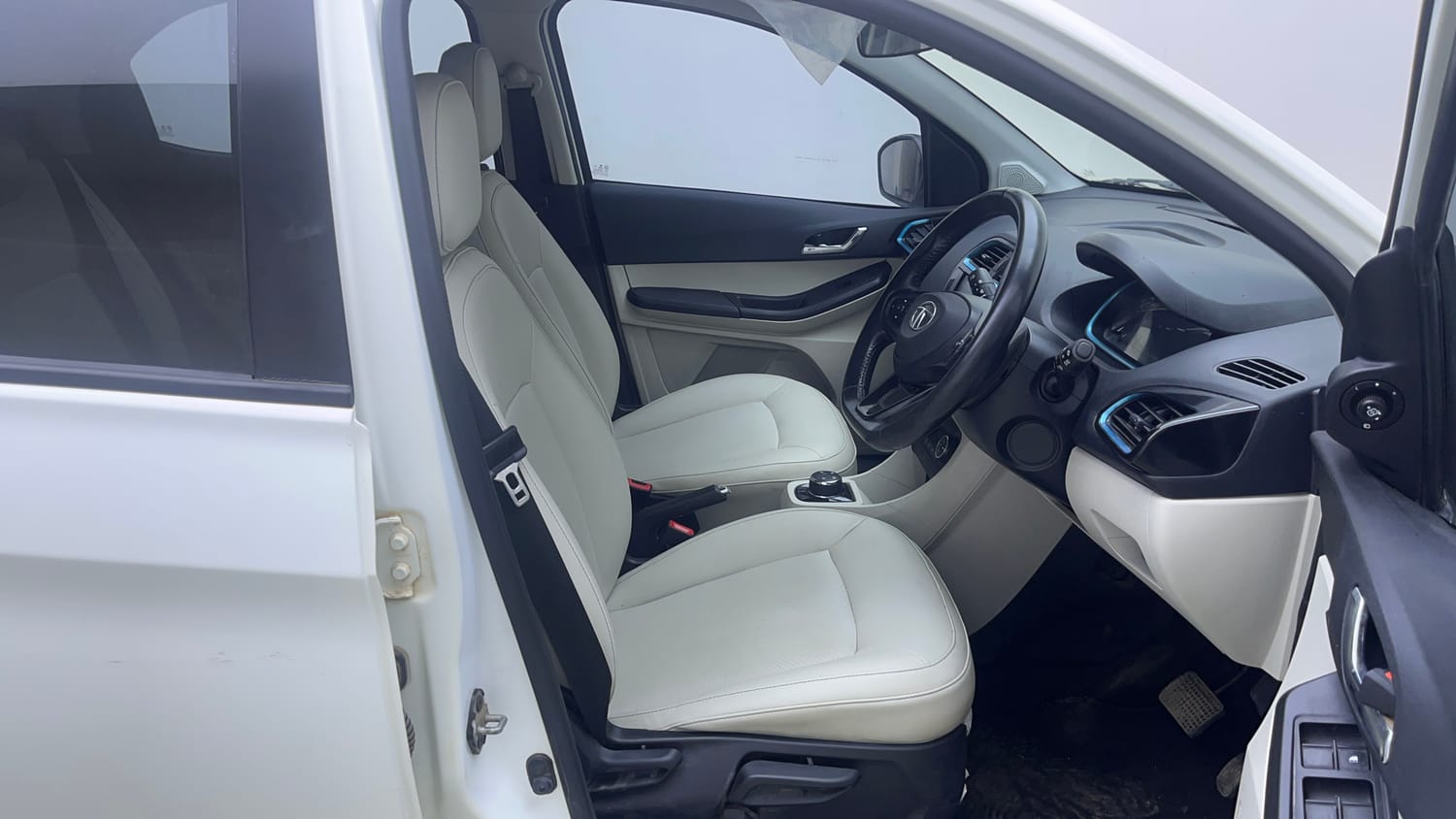 Used 2023 Tata Tiago EV XZ Plus Tech LUX Long Range Electric Automatic interior RIGHT SIDE FRONT DOOR CABIN VIEW